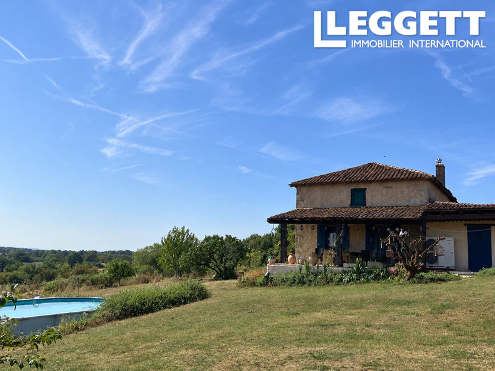Maison 6 pièces 148 m² · à Millac · 148 m² · 299 000 €