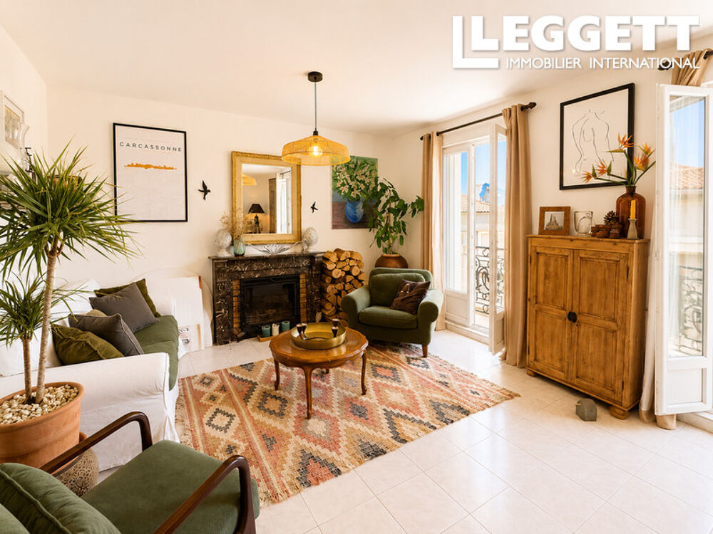 Charmante maison de caractère avec terrasse et garage au c?ur d?un village prisé, à proximité de Bézi