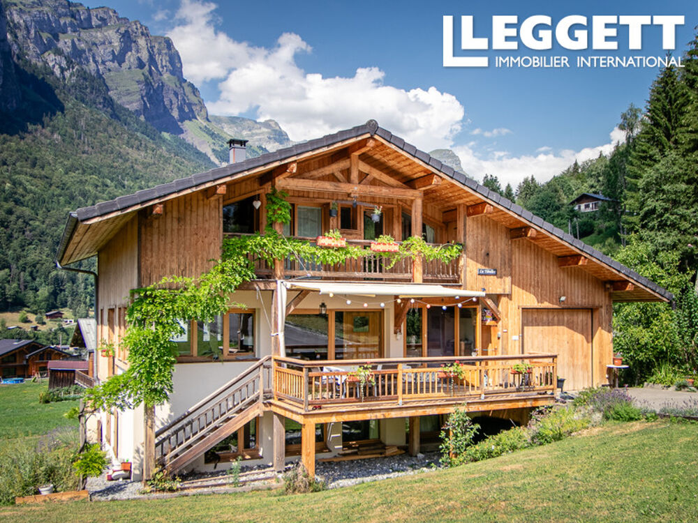 Maison 9 pièces 210 m² · à Sixt-Fer-À-Cheval · 210 m² · 997 500 €