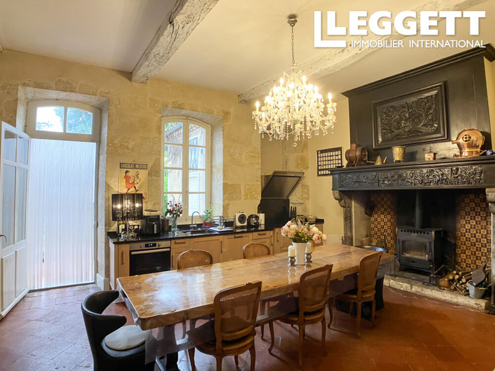 Exceptionnelle maison de maître historique de 416 m² avec jardin clos et remarquable DPE B