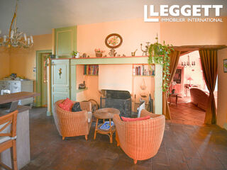  Maison � vendre 10 pi�ces 329 m�