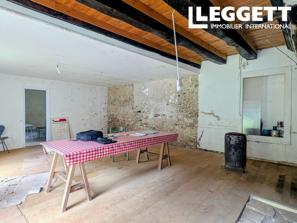 Vente Maison Maison en pierre avec grange et 11 hectares de terrain BussiÈre-galant