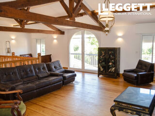  Maison à vendre 15 + pièces 420 m²