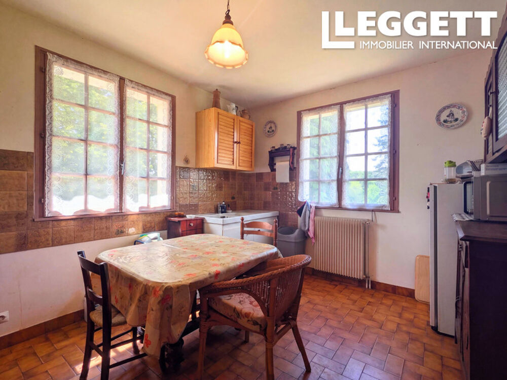 Maison individuelle 2 ch avec jardin généreux, sous-sol aménageable & potentiel rénovation en hameau paisible