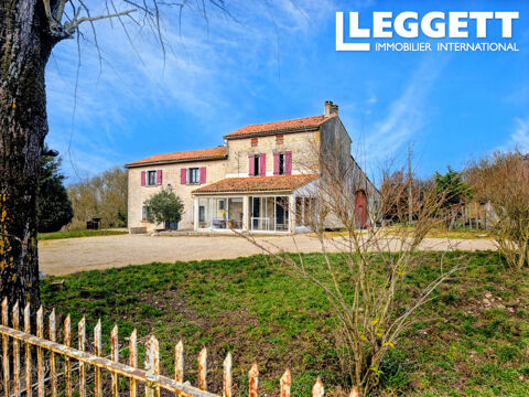   Corps de ferme en pierre isol� avec 8,6 ha ? id�al projets �questres ou touristiques - 16140 Maison - 7 pi�ce(s) - 198 m�