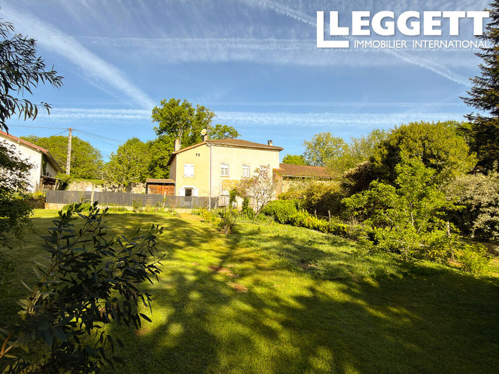 Charmante ferme en pierre de trois chambres avec une grande grange attenante et un joli jardin