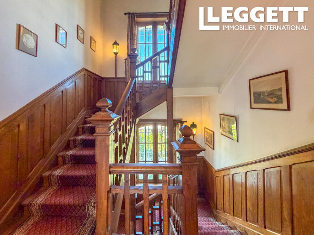 Early XXth century townhouse with garden and swimming pool in the heart of the Périgord Noir