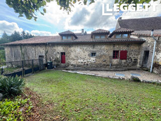 Maison 9 pièces 131 m² · à Saint-Estèphe · 131 m² · 299 500 €