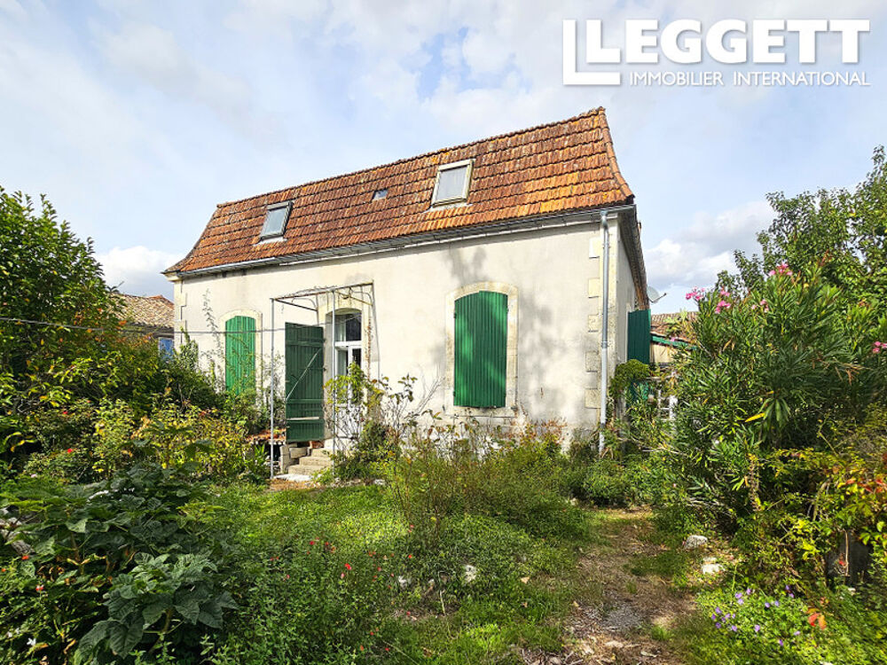 Vente Maison Ancienne école à usage d'habitation. Grand terrain avec préau et dépendance. Montauriol