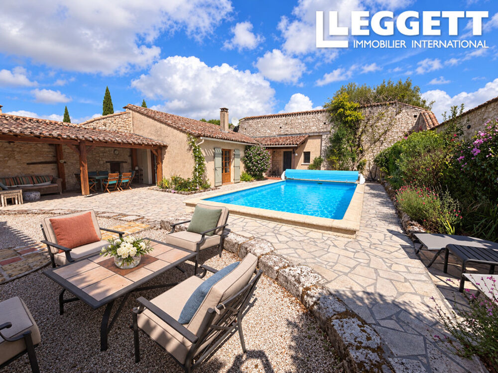 Maison de caractère en pierre de 4 chambres avec piscine, grand jardin et vue sur la campagne près d'Eymet