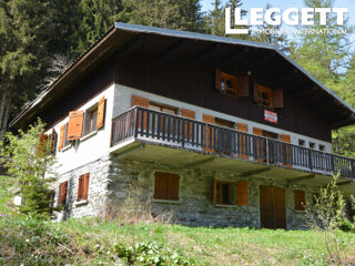 Vente Maison Dans un cadre insolite et privilegé, un grand Chalet a renover a Champagny le Haut Champagny-en-vanoise