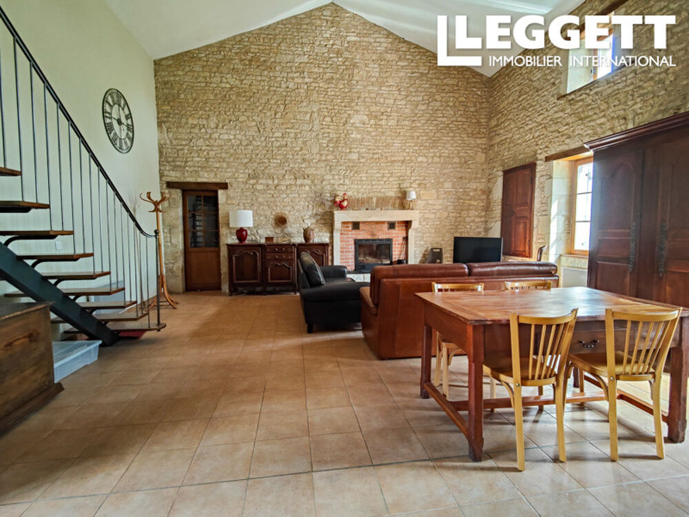 Vente Maison Belle maison en pierre avec piscine Linazay