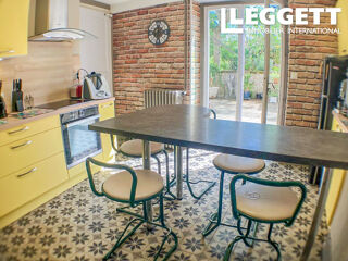  Maison � vendre 7 pi�ces 247 m�