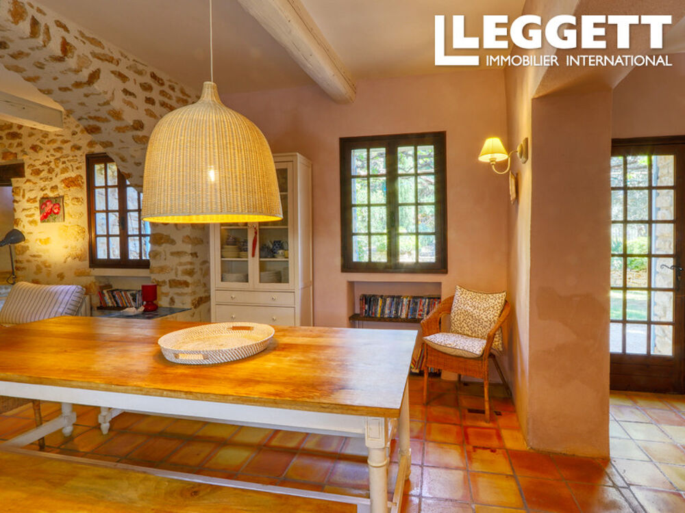 Vente Maison VILLARS, LUBERON - Votre rêve Provençal ! Magnifique propriété avec 4 chambres, piscine, jardin et vues. Villars