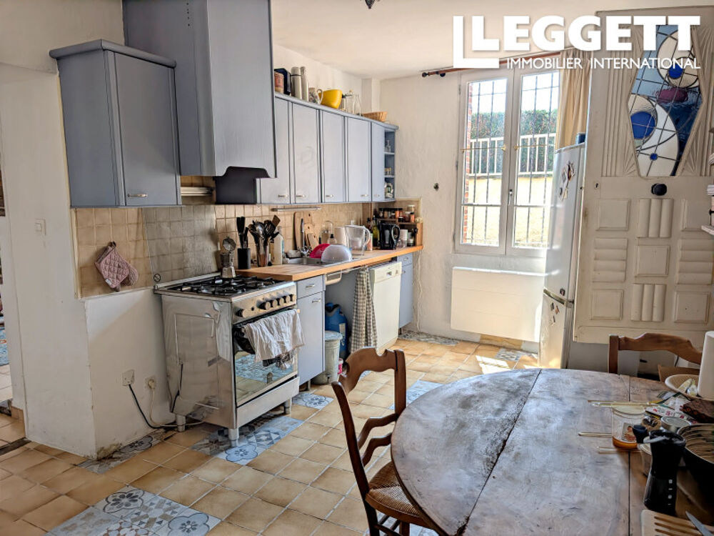 Vente Maison Parc Naturel du Perche, En village et en position dominante, maison mitoyenne avec atelier d'artiste, jardin.. RÉmalard en perche