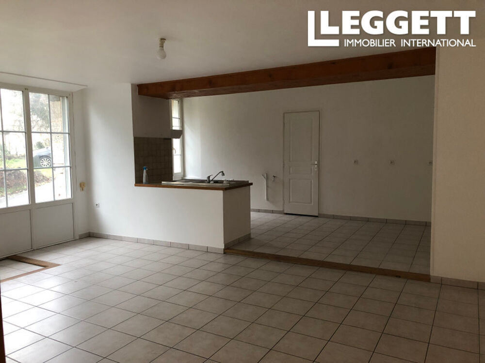 Vente Maison Immeuble comprenant une maison et un appartement situé entre ville et campagne Soyaux