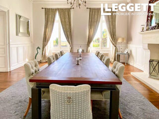  Propri�t�/ch�teau � vendre 15 + pi�ces 903 m�