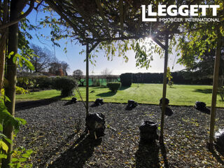  Maison  vendre 8 pices 230 m