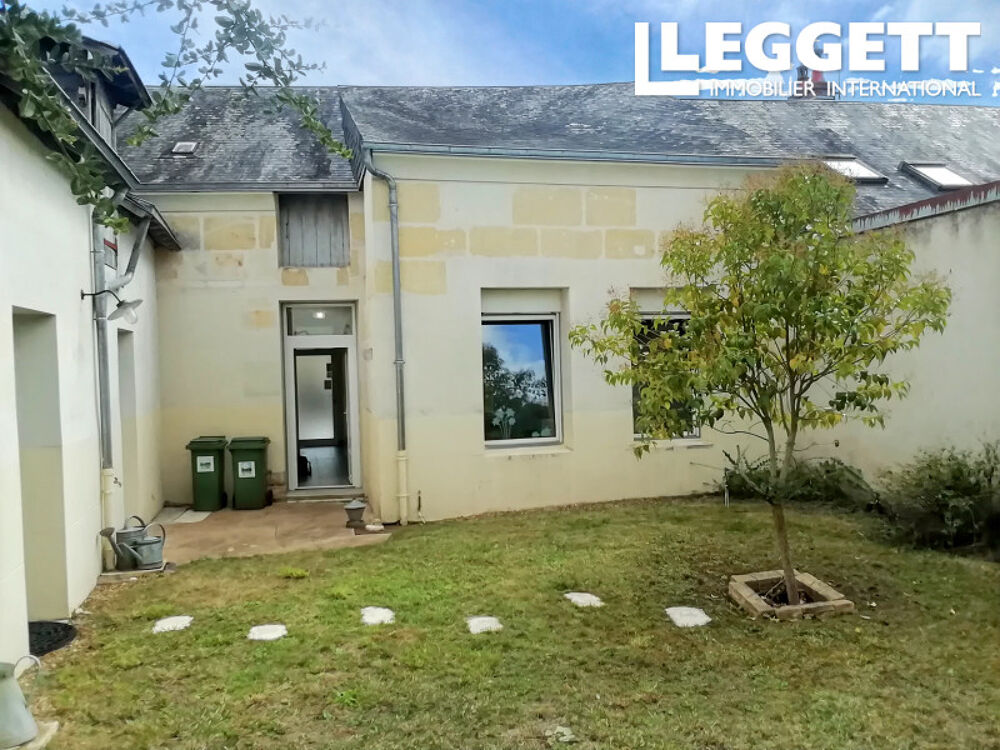 Vente Maison Maison mitoyenne de 129m² jardin de 533m² <br />Centre de Montoire 19 rue Gambetta <br />Nos 360° LEGGETT immo 41<br /><br /><br Montoire-sur-le-loir