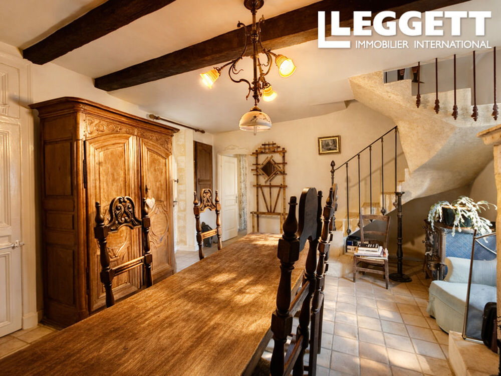 Vente Maison Magnifique demeure historique avec gîte indépendant au c?ur de la belle ville de Saint-Cyprien, en Dordogne Saint-cyprien