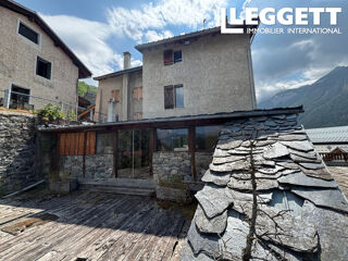  Maison à vendre 15 + pièces 850 m²