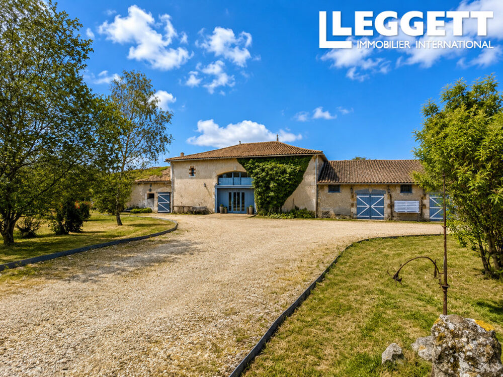 Maison 6 pièces 270 m² · à Reffannes · 270 m² · 424 000 €