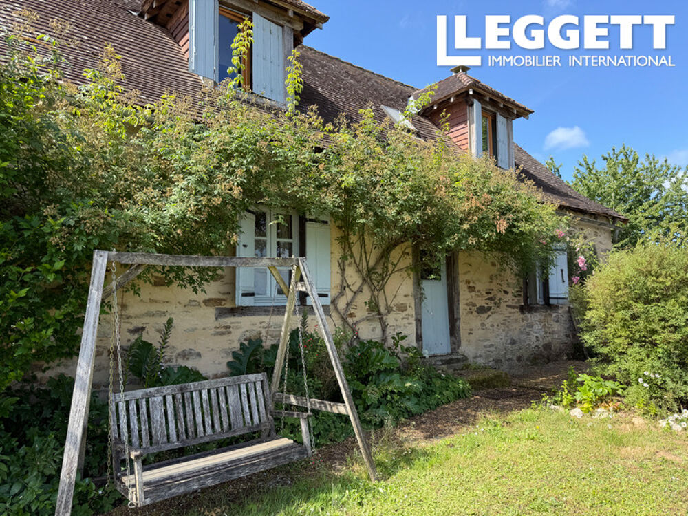 Vente Maison Charmante maison familiale 5 ch./3 sdb, hameau paisible, piscine 10x5m et vues panoramiques. Jumilhac-le-grand