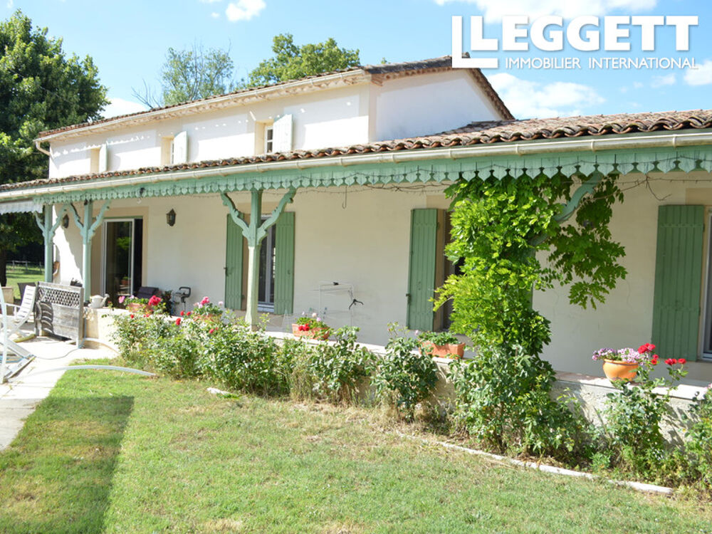 Vente Maison Proche Duras, pension équine avec maison en pierre rénovée, piscine, double garage et grange. 2 ha de parc. Saint-pierre-sur-dropt