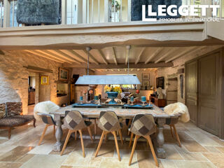 Maison à vendre 10 pièces 252 m²