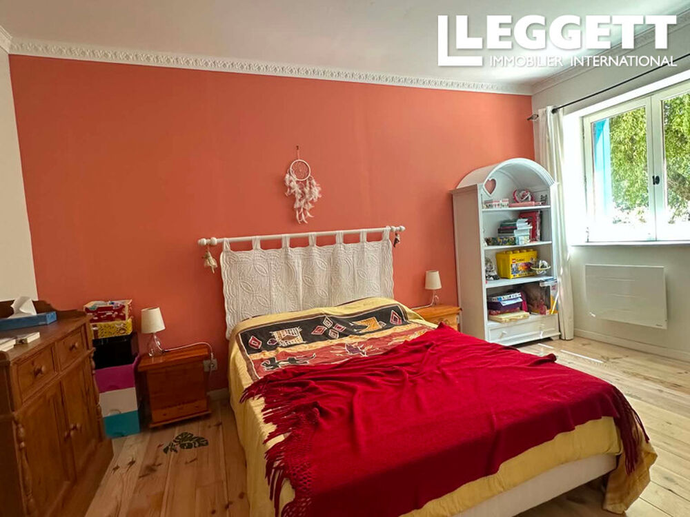 Vente Maison Maison en pierre de caractère de 200 m² Saint-laurent-mÉdoc