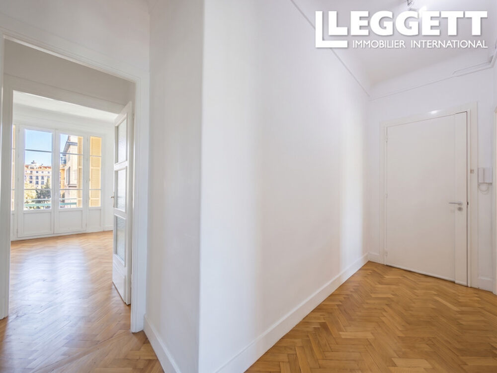 Vente Appartement Bd. Dubouchage, 2P rénové dans immeuble art déc de prestige au c?ur de Nice, 2 balcons, traversant, ascenseur Nice