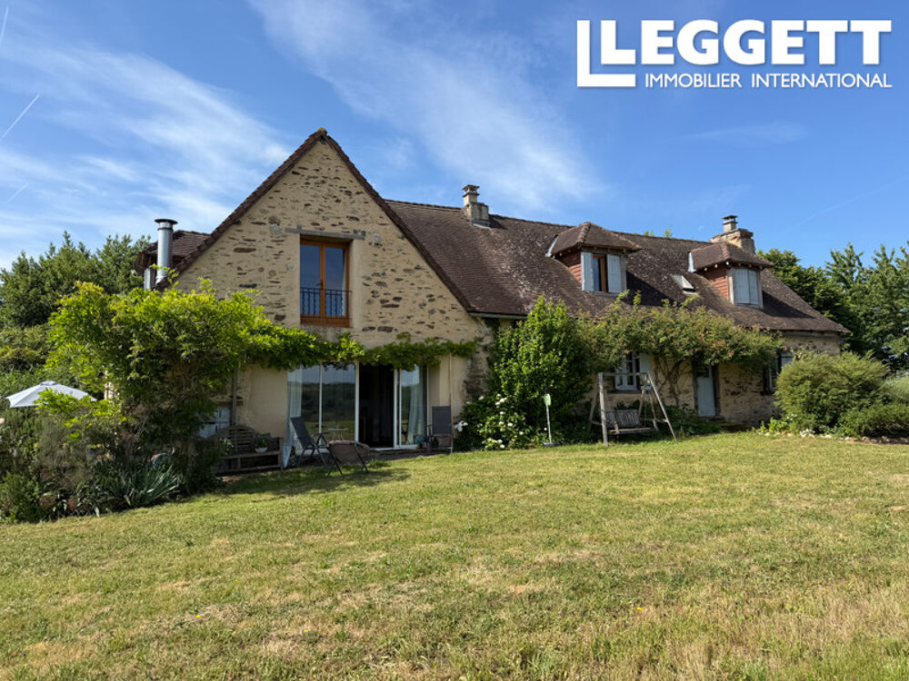 Vente Maison Charmante maison familiale 5 ch./3 sdb, hameau paisible, piscine 10x5m et vues panoramiques. Jumilhac-le-grand