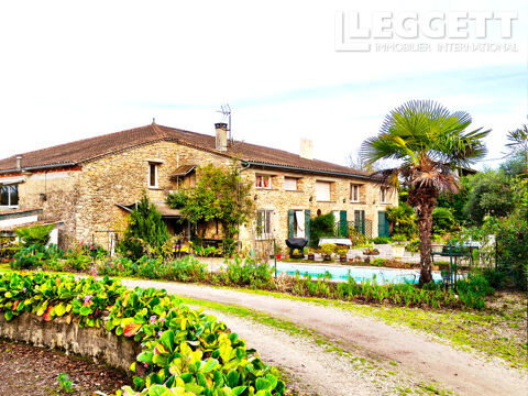   Grange enti�rement restaur�e en maison d'habitation Maison - 15 + pi�ce(s) - 435 m�