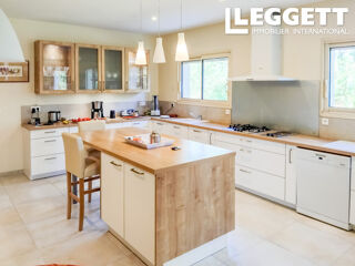  Maison � vendre 8 pi�ces 260 m�