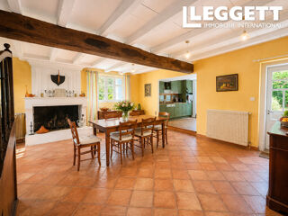  Maison à vendre 11 pièces 284 m²