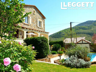  Maison � vendre 9 pi�ces 196 m�