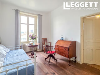  Maison � vendre 11 pi�ces 234 m�