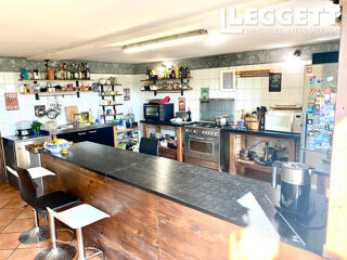  Maison � vendre 15 + pi�ces 330 m�