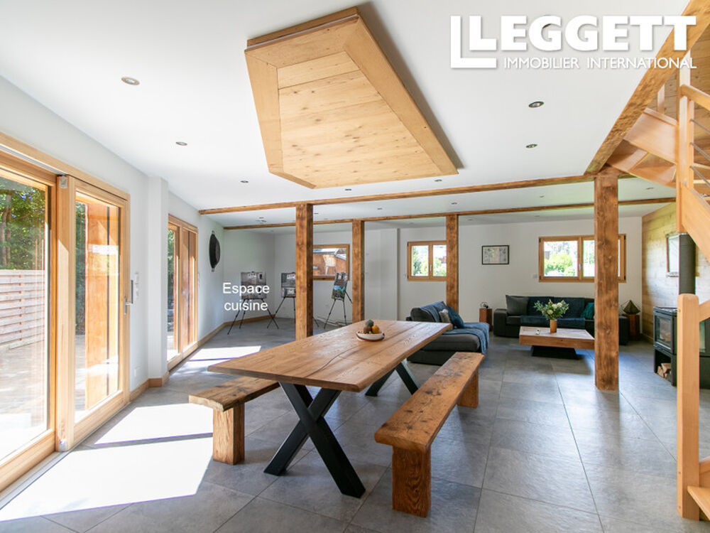 Vente Maison Impressionnant chalet neuf de 4 chambres sur 3 niveaux, à proximité du centre de Samoëns, Grand Massif SamoËns