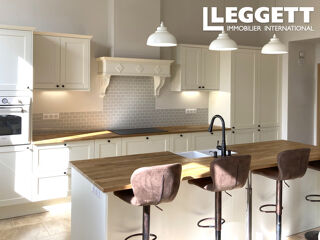  Maison � vendre 9 pi�ces 255 m�