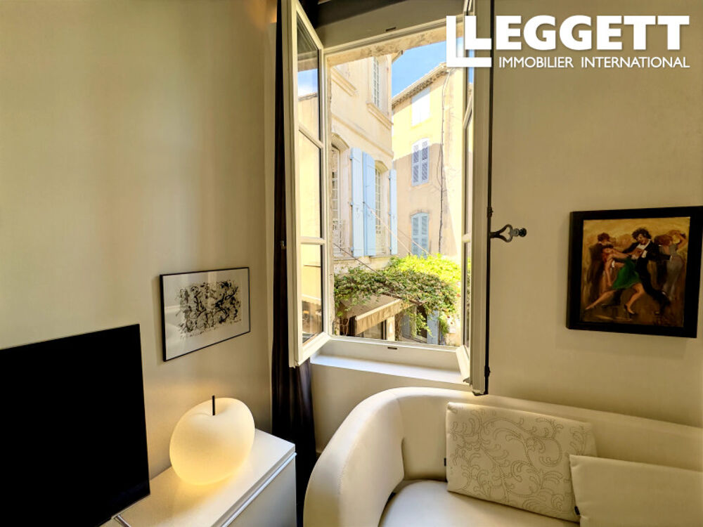 Vente Appartement Appartement élégant au c?ur de Saint-Rémy, dans un immeuble en pierre du XVIII? siècle Saint-rÉmy-de-provence