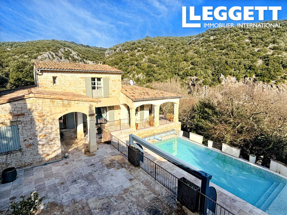 Propriété d'exception avec piscine à débordement et appartement indépendant, à 30 minutes au nord d'Uzes.