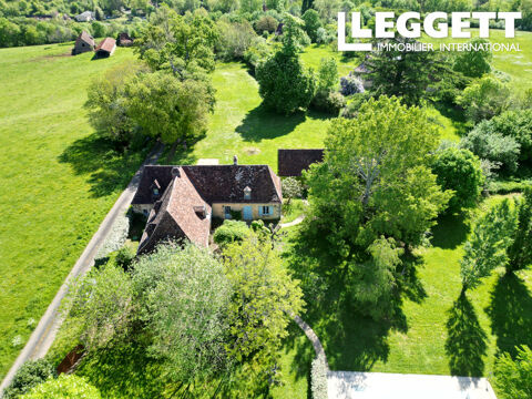   Ancienne maison de Maitre, en pierre, en plein c?ur du P�rigord Noir Maison - 12 pi�ce(s) - 262 m�
