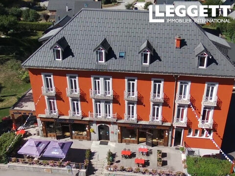   Très Bel Hôtel 3 étoiles de 29 chambres situé au coeur du Ski et du Vélo Alpin. Bourg d'Oisans / Alpe d'Huez<br /> 