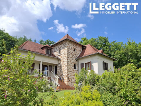   Superbe proprit prigourdine sur 4 hectares de terrain avec plan d'eau 5000m2 et vues phnomnales. Maison - 5 pice(s) - 155 m