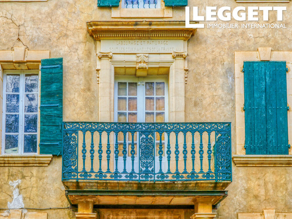 � vendre  Propri�t�/ch�teau Rustrel (84400)