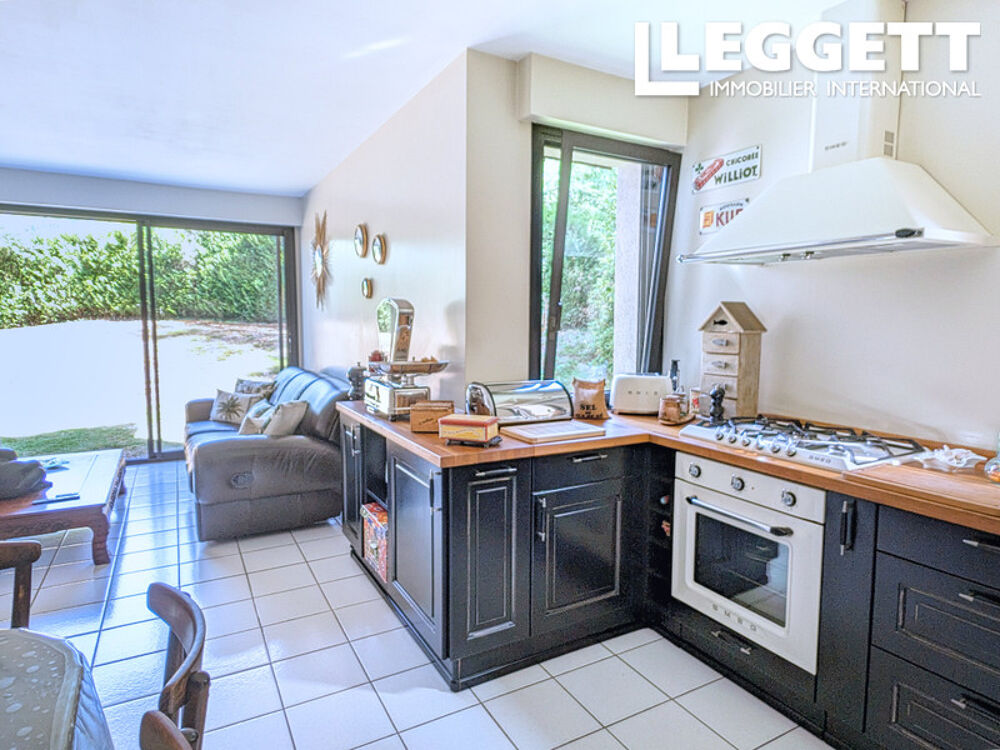 Vente Maison Maison d'architecte avec piscine, gîte à aménager et terrains constructibles près de Limoges Ambazac