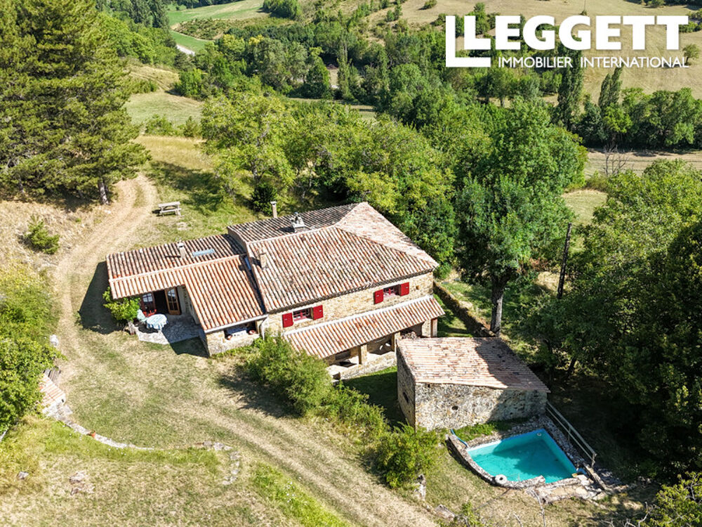 Vente Maison Vaste ferme en pierre sur 16 ha. ? 2 habitations à réunir ? rêvez d?un coin de paradis au c?ur de la nature. Vesc