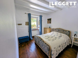 Maison à vendre 15 + pièces 330 m²