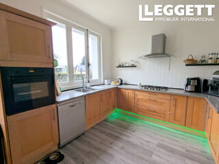  Maison � vendre 7 pi�ces 250 m�